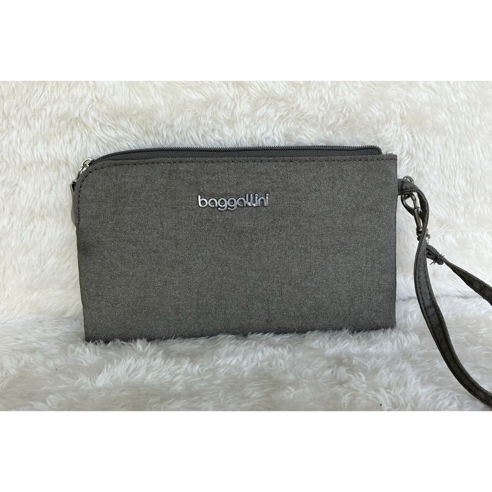 Baggallini RFID Wristlet Wallet NWOT